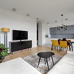 Sea Towers Апартаменты *
