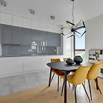 Apartament Sea Towers *