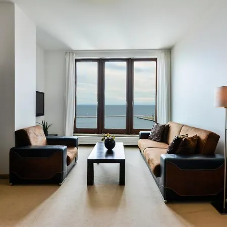 Sea Towers Apartament *