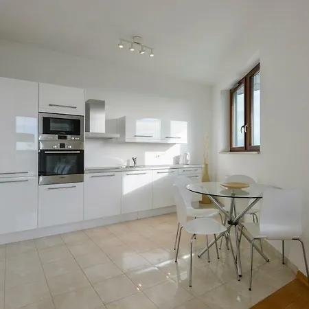 Sea Towers Apartment